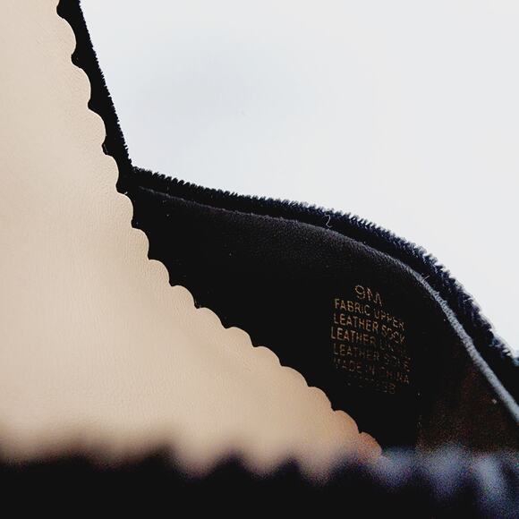 Antonio Melani Black Velvet Open Toe Platform Sandals Heels Rose Accent Size 9 - Picture 10 of 12